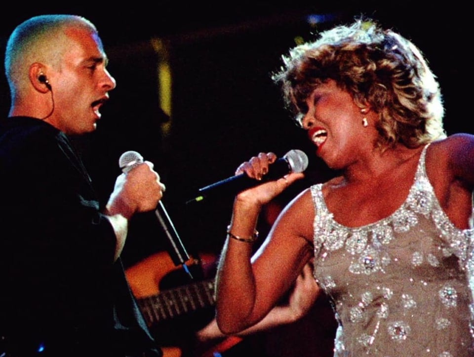Tina Turner und Eros Ramazotti auf der Bühne