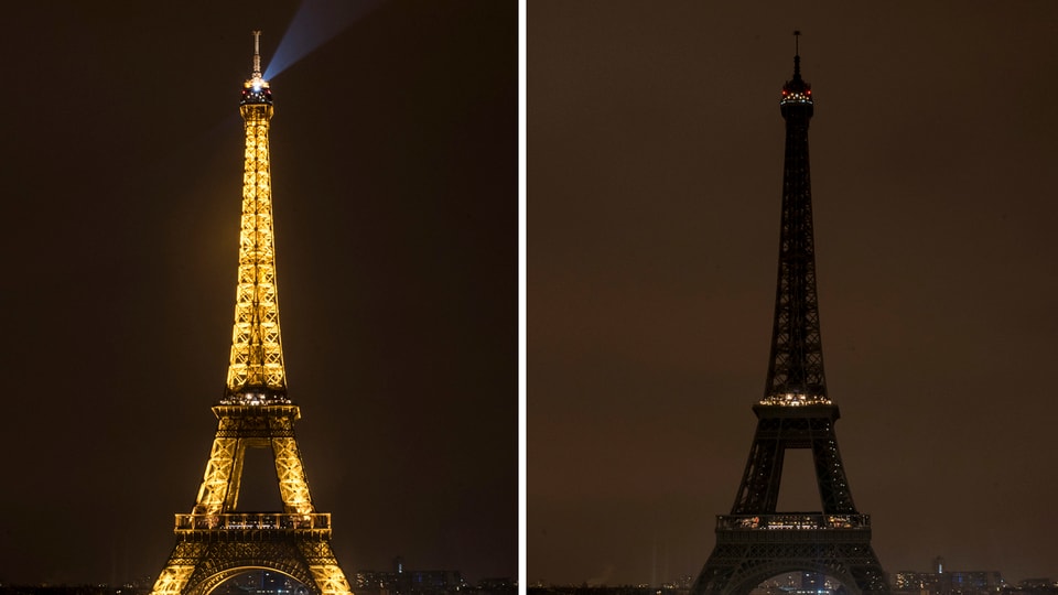 Eiffelturm in Doppelaufnahme: Mit und ohne Beleuchtung.