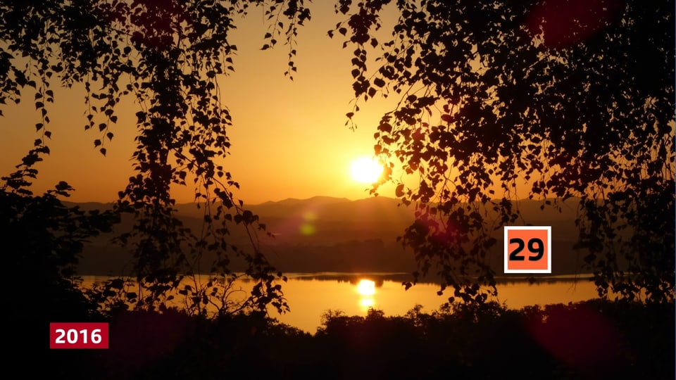 Sonnenaufgang über dem Greifensee. 29 Grad wurden an dem Tag erreicht.