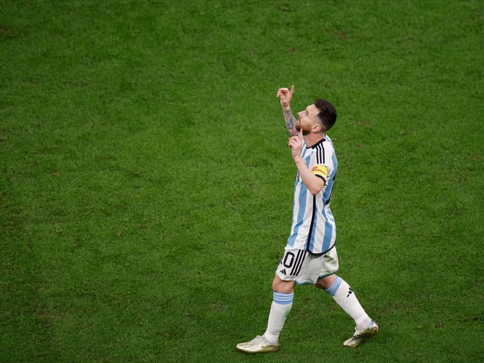 Lionel Messi jubelt