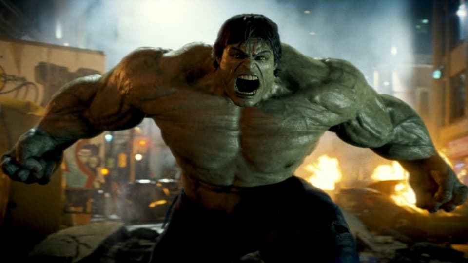 Ausschnitt aus «The Incredible Hulk» mit der in die Kamera brüllenden Titelfigur.