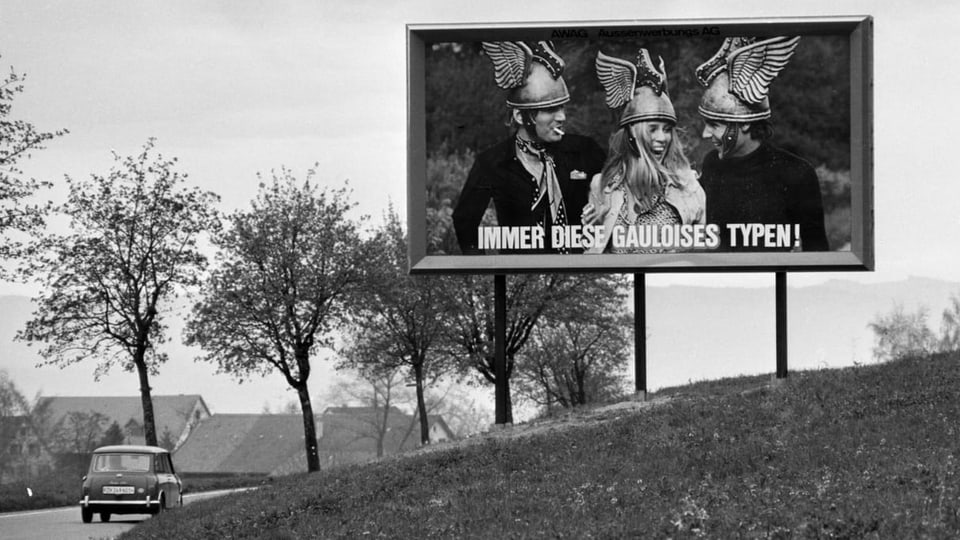 Eine grosse Gauloises-Werbung an der Witikonerstrasse in Pfaffhausen, Kanton Zürich, aufgenommen am 8. Mai 1970.