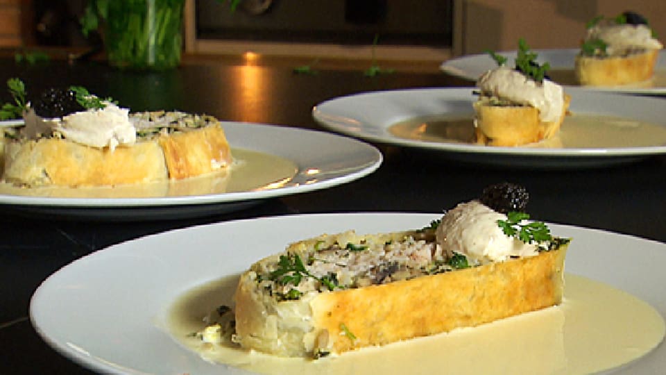 Störfilet & Brennnessel im Blätterteig und Ivo’s Rauchfischsauce