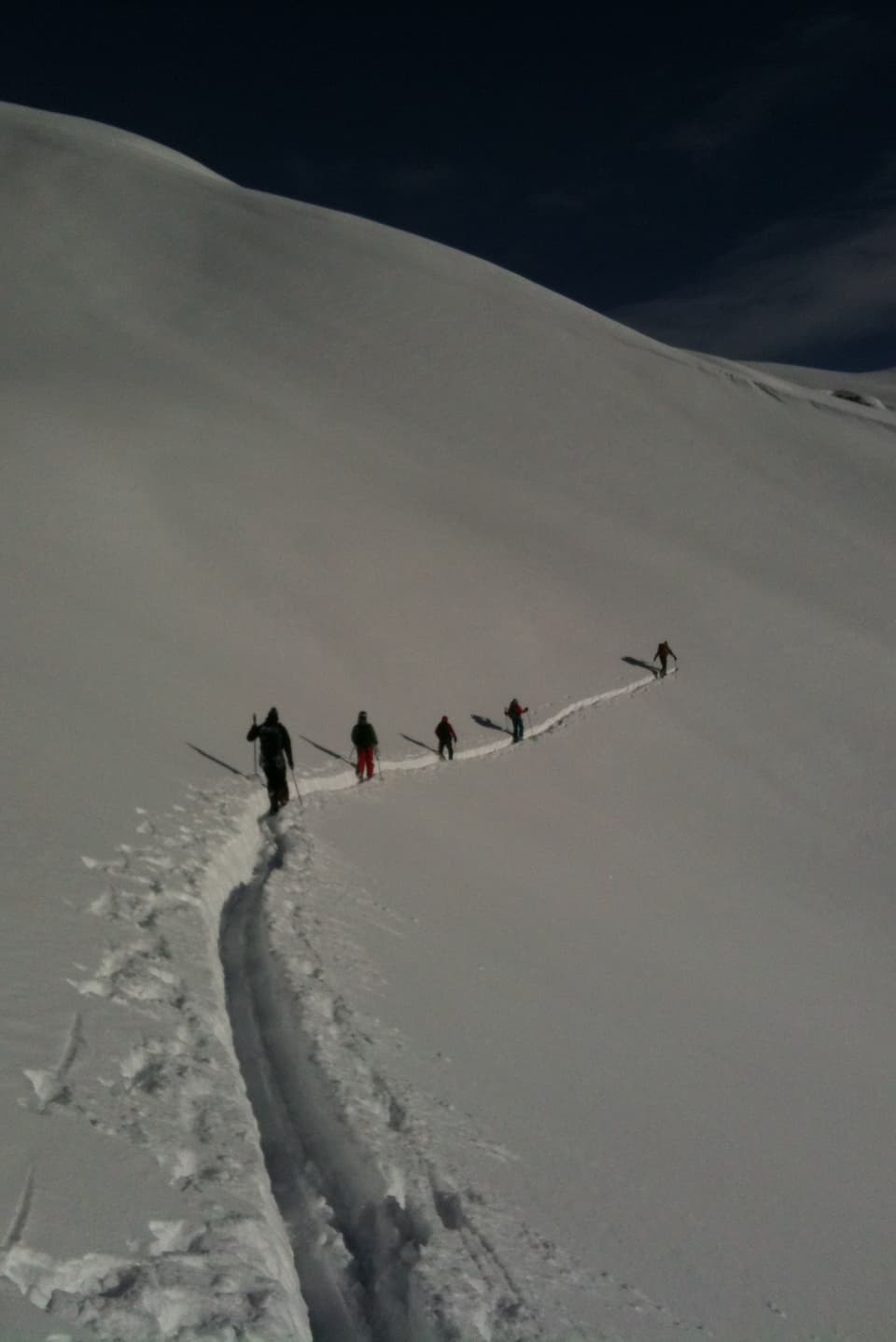 Die Schneewanderer sind in Kandersteg gestartet und sollten heute das Mutthorn auf gut 3000 Metern Höhe erreichen. 