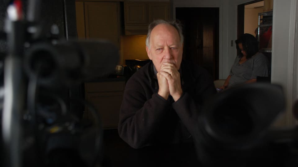 Portrait von Werner Herzog im Todestrakt bei den Dreharbeiten zu «Death Row»