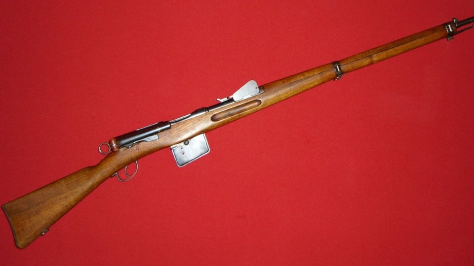 Dieses Gewehr des Schweizer Konstrukteurs Rudolf Schmidt löste die Vetterli-Waffen ab 1889 ab.