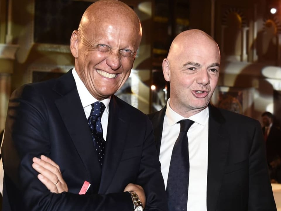 Erhoffen sich mehr Offensivspektakel Pierluigi Collina und Gianni Infantino