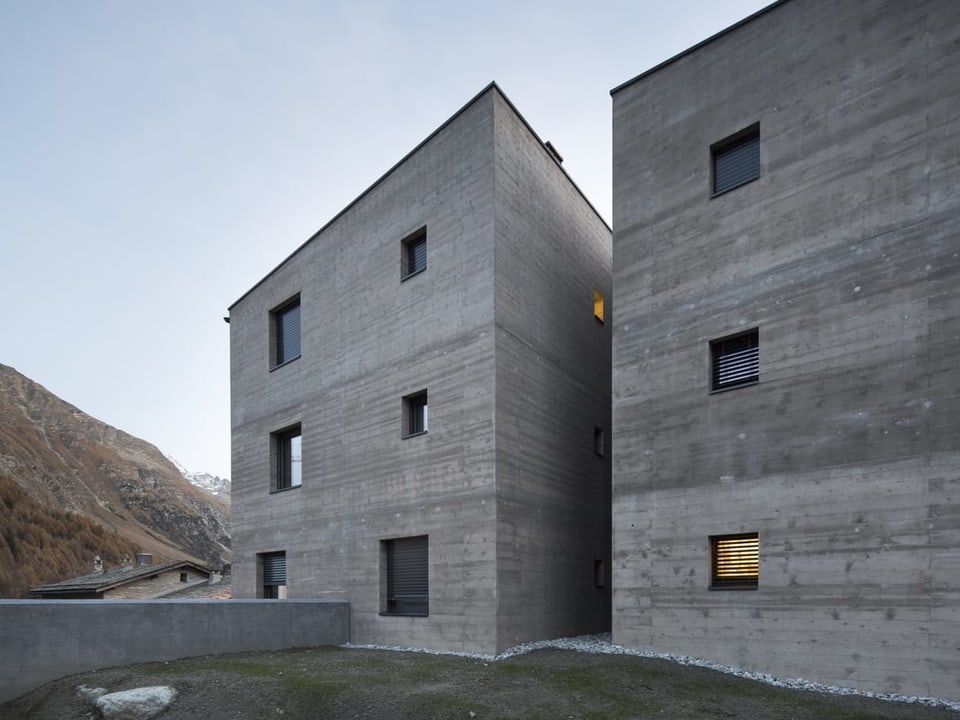 Modernes betongebäude.