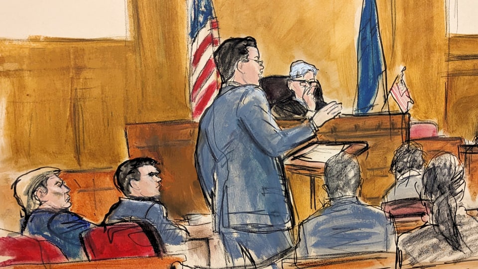 Gerichtsskizze einer Anhörung mit Anwalt, Richter und Jury in den USA