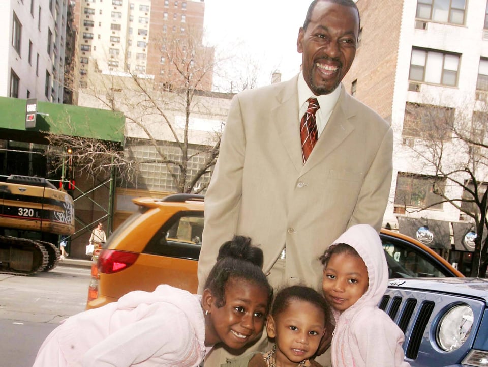 Foto von Autrey mit seinen Kindern auf der Strasse in New York