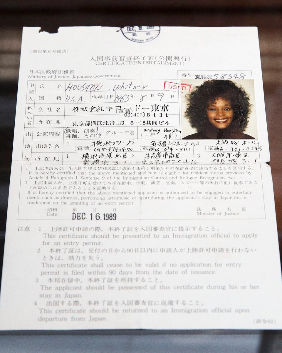 Japanische Arbeitserlaubnis für Whitney Houston