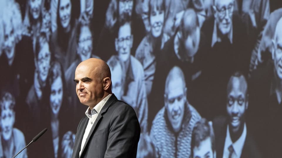 Alain Berset vor den Delegierten in Basel. 