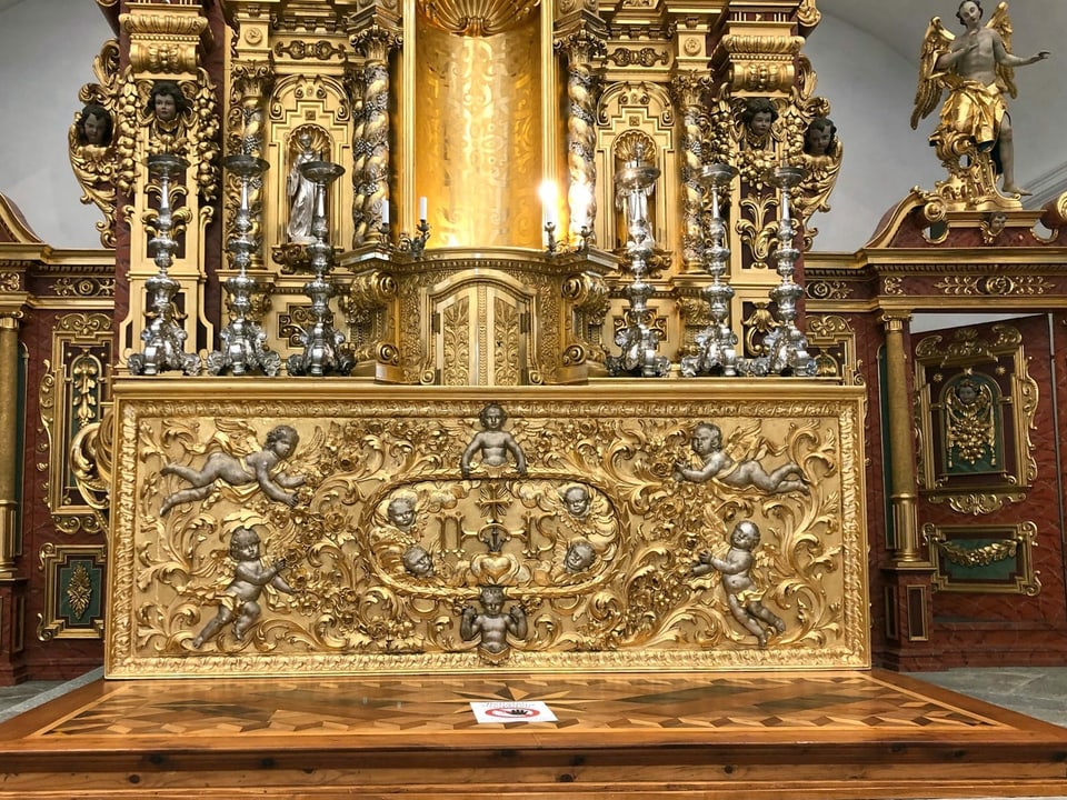 Goldener Altar