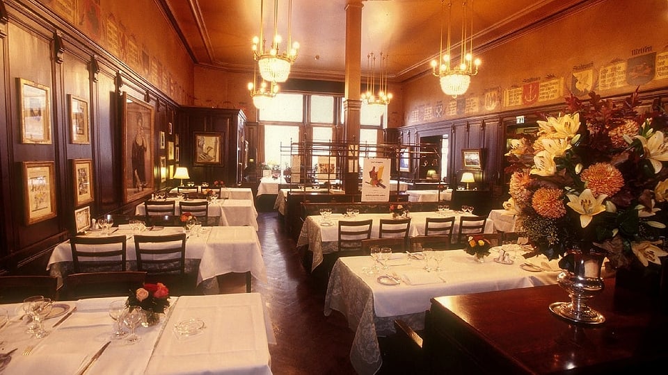 Blick in den Speisesaal des Zürcher Restaurants Kronenhalle