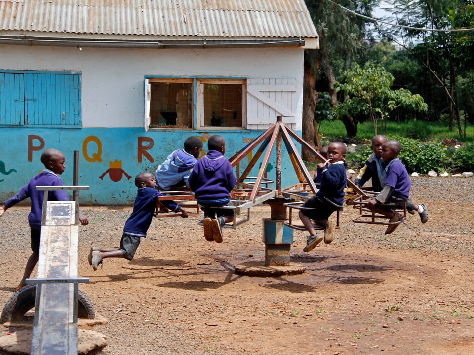 Spielplatz in Kenia