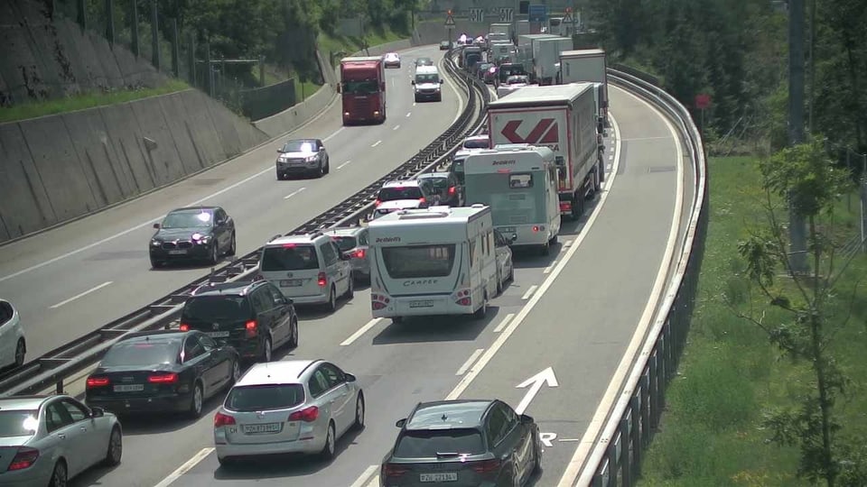 SRF-Verkehrsinfo: Stau am Gotthard