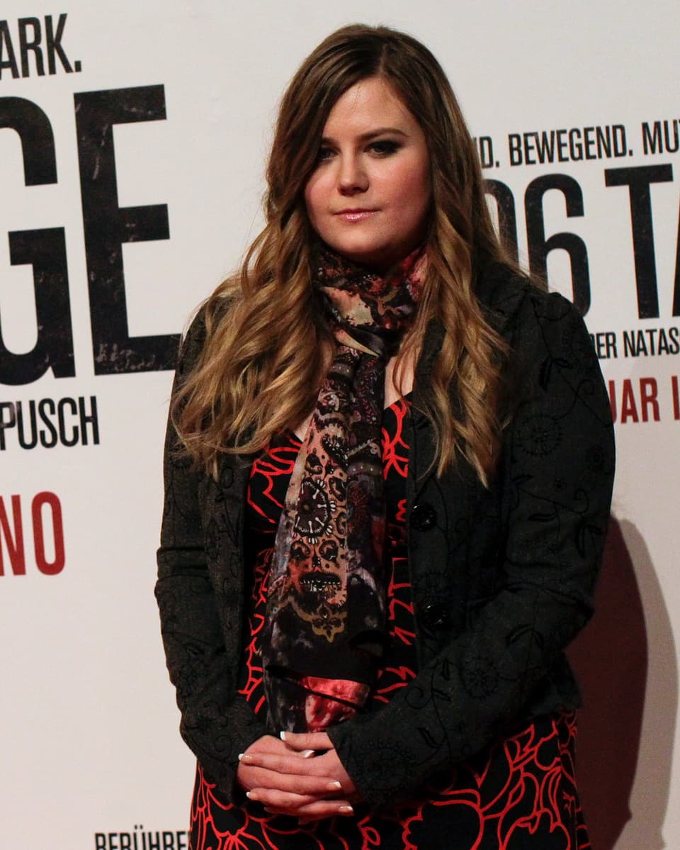 Gequältes Lächeln Natascha Kampusch