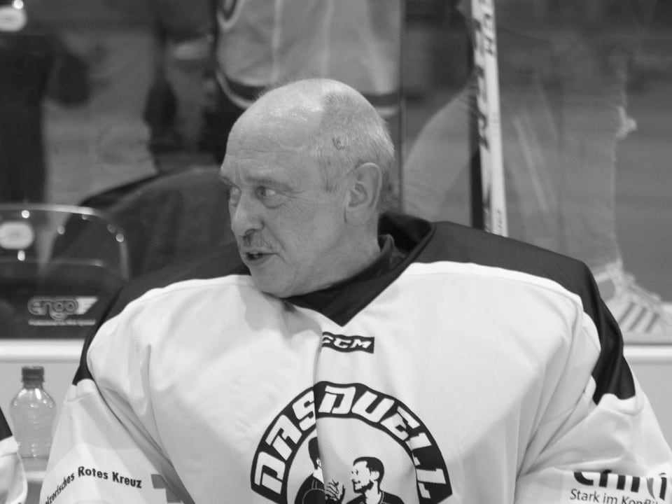 Ist 67-jährig gestorben Edi Grubauer, hier 2017 bei einem Benefizspiel.