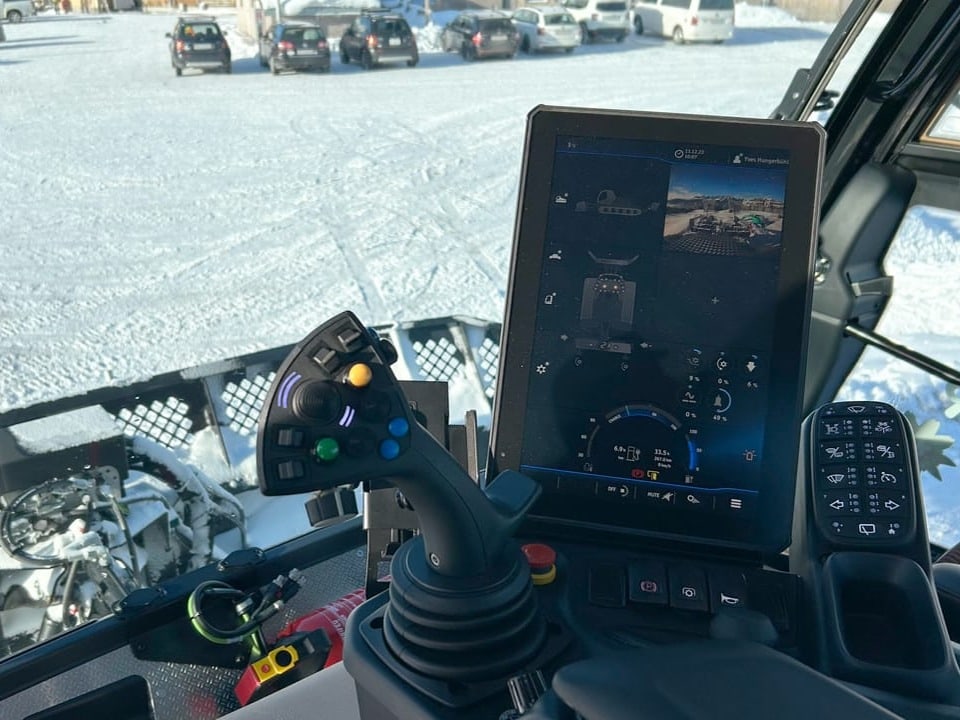 Cockpit Pistenfahrzeug