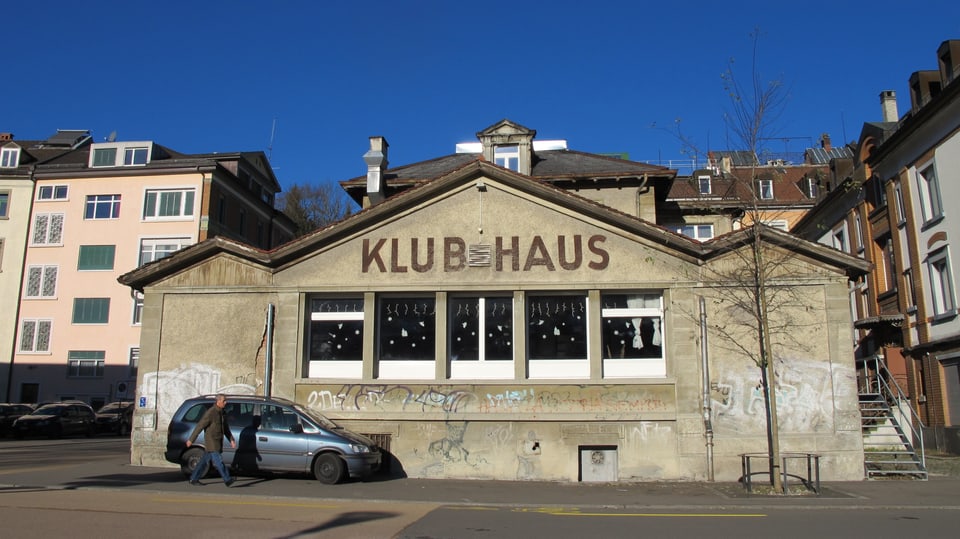 Spanisches Klubhaus