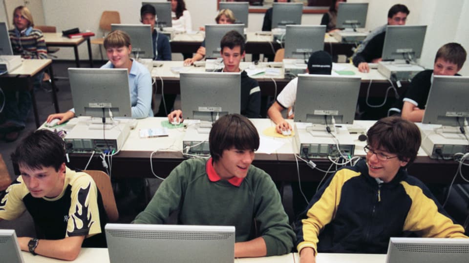 Schüler lernen mit dem Computer