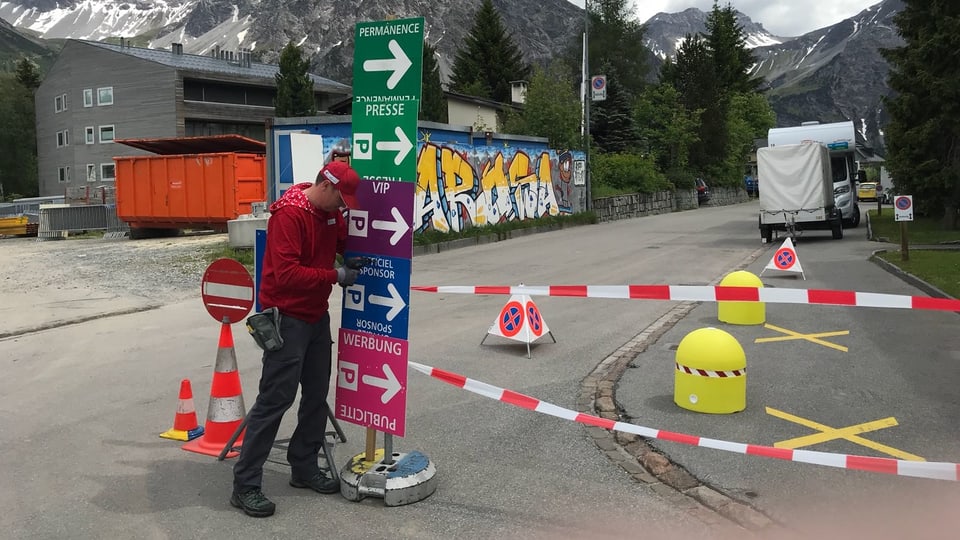 Paul Hafner hilft an der Tour de Suisse mit