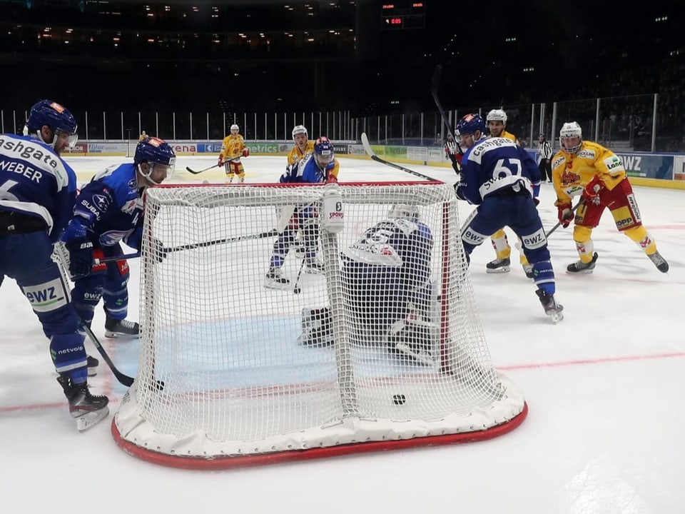Schon am Mittwoch kommender Woche geht's los Eishockeyspieler