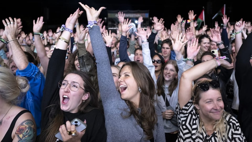 Live vom Gurtenfestival - Booking am Gurten: Bis zu 30 Versionen für ein Line-up