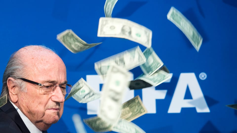 Sepp Blatter und der berüchtige Dollarschein-Regen.