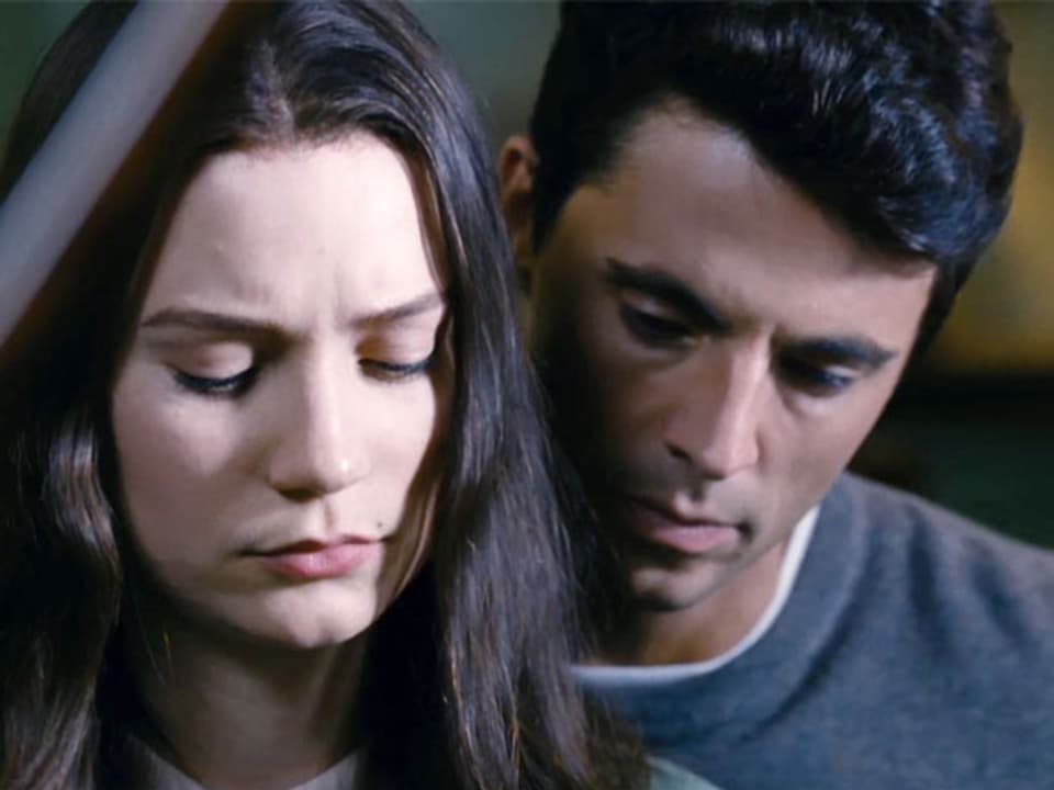 India Stoker und Onkel Charlie (Matthew Goode)