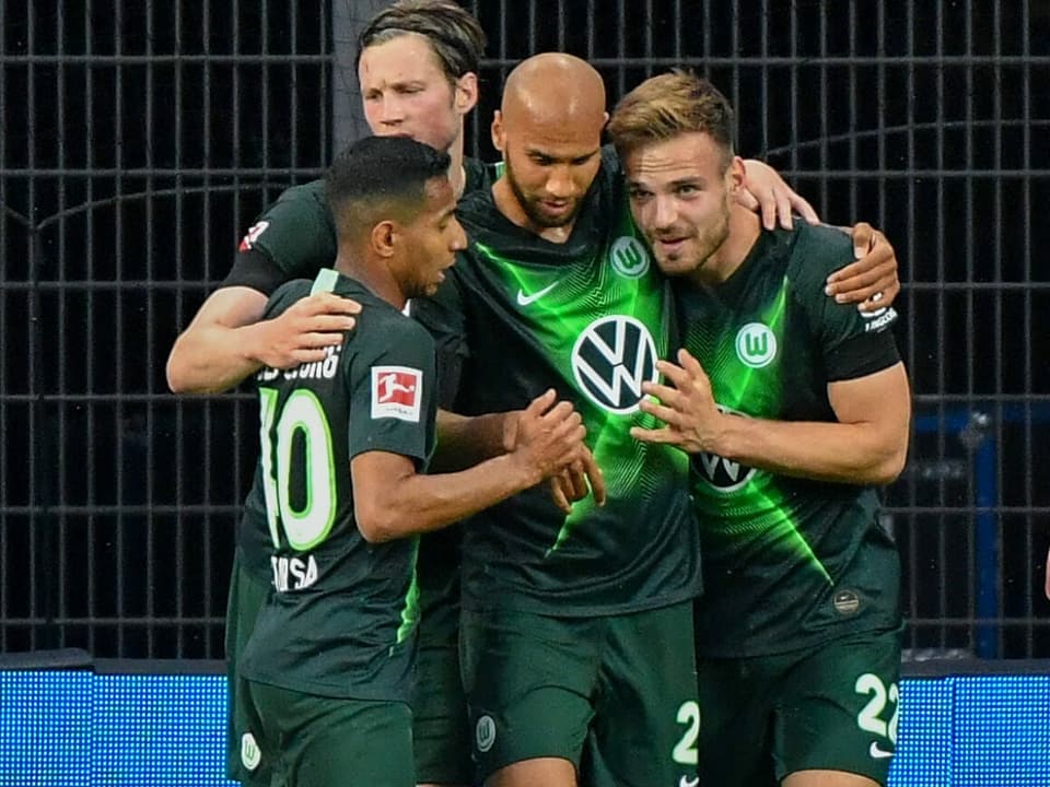 Wolfsburger jubeln