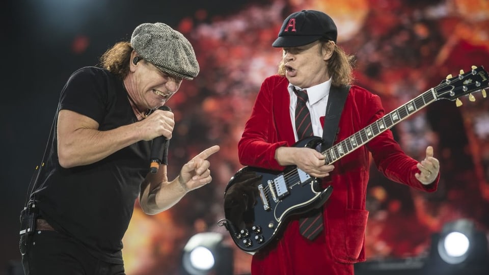 «Rock in Frieden» - Erster AC/DC-Drummer Colin Burgess verstorben ...