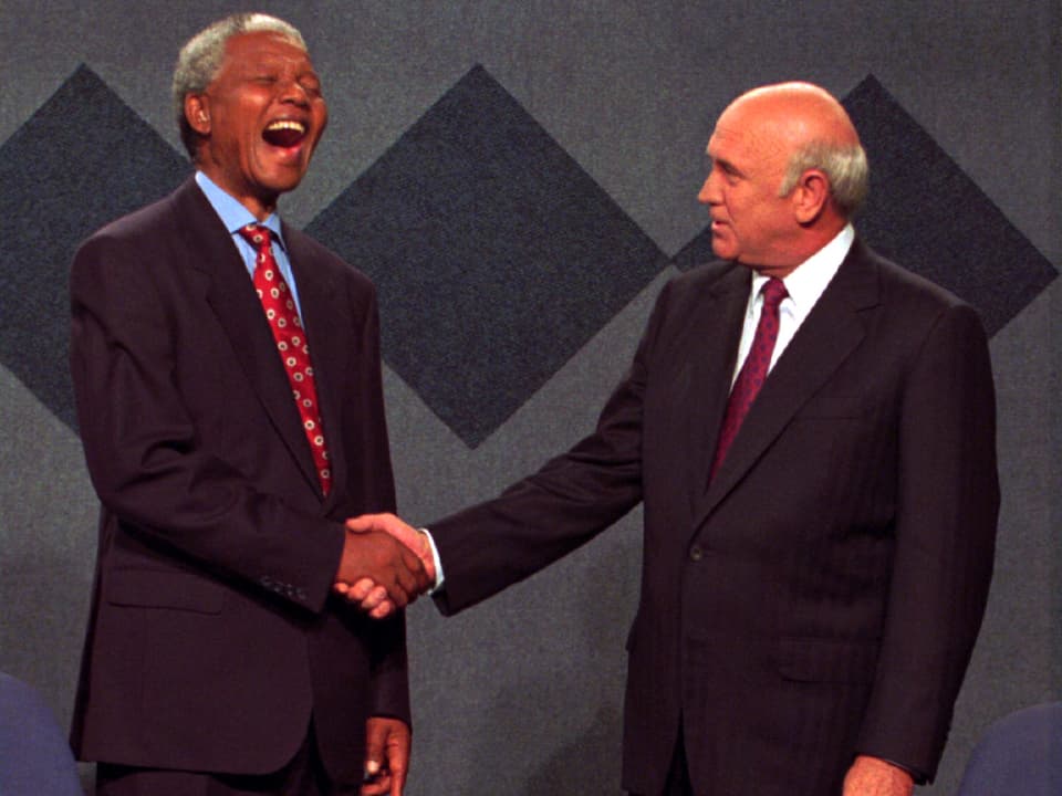 Nelson Mandela und Frederik de Klerk.