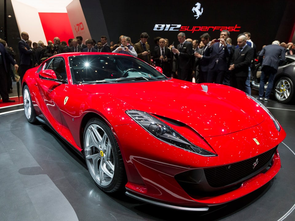 Roter schneller Ferrari