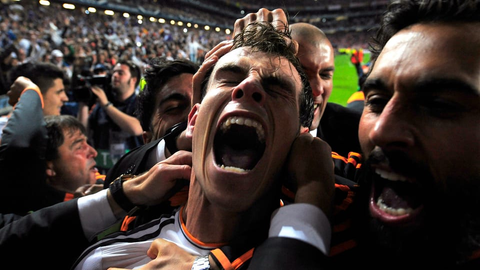 Gareth Bale schreit seine Freude heraus.