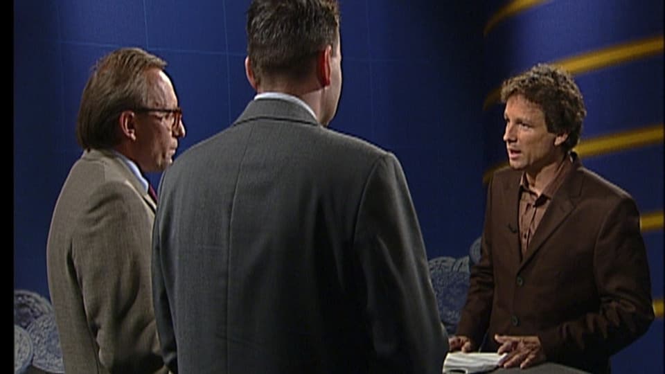 Ueli Schmezer 2005 im Studiogespräch mit zwei Gästen
