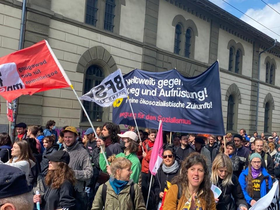 1. Mai Umzug in Zürich.