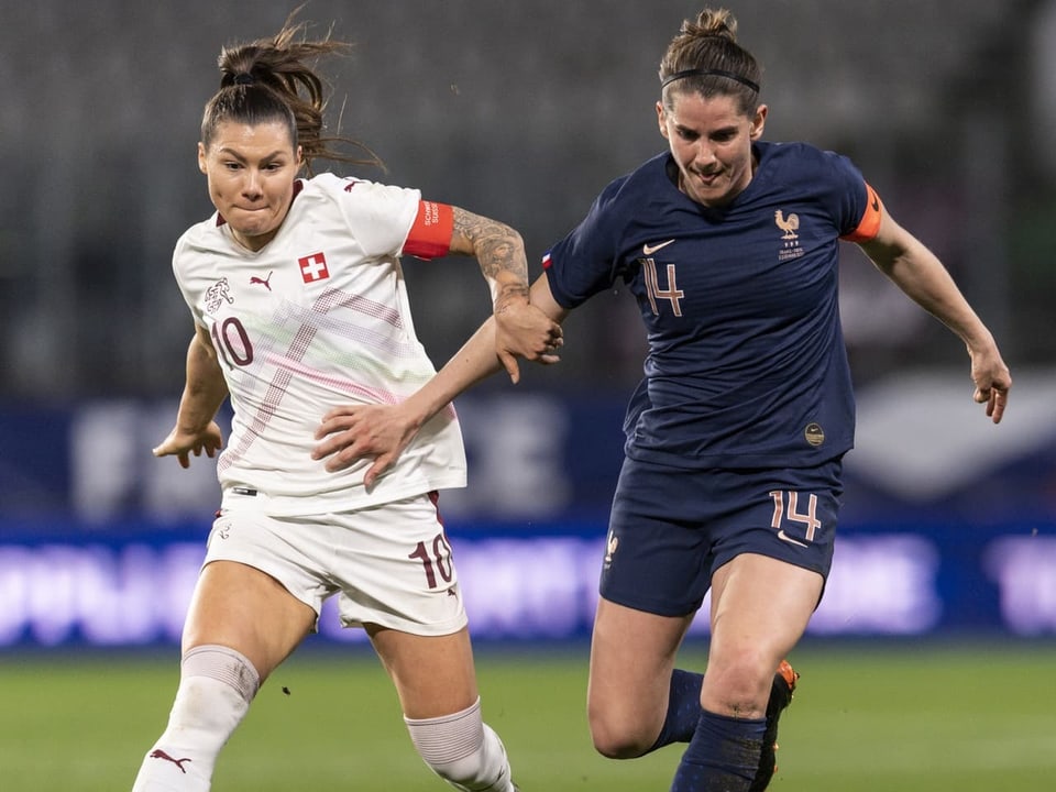 Internationale FussballNews Frankreich will wie die Schweiz die