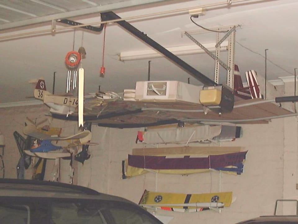 Die Inneneinrichtung einer Garage.