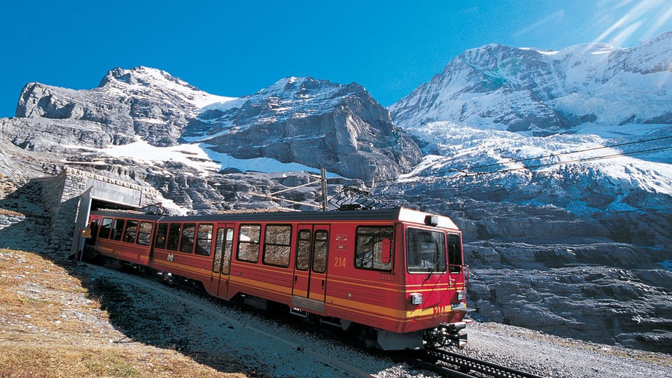 Rekordjahr 2012 für die Jungfraubahn - bei Gewinn und Passagierzahlen
