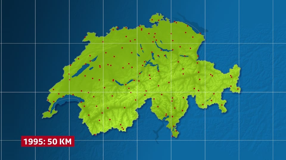 Die Schweiz steht im Zentrum des Bildes. Ein Gitternetz mit der Maschenweite 50 Kilometer überlagert das Bild. Nur wenige Knotenpunkte liegen über der Schweiz.