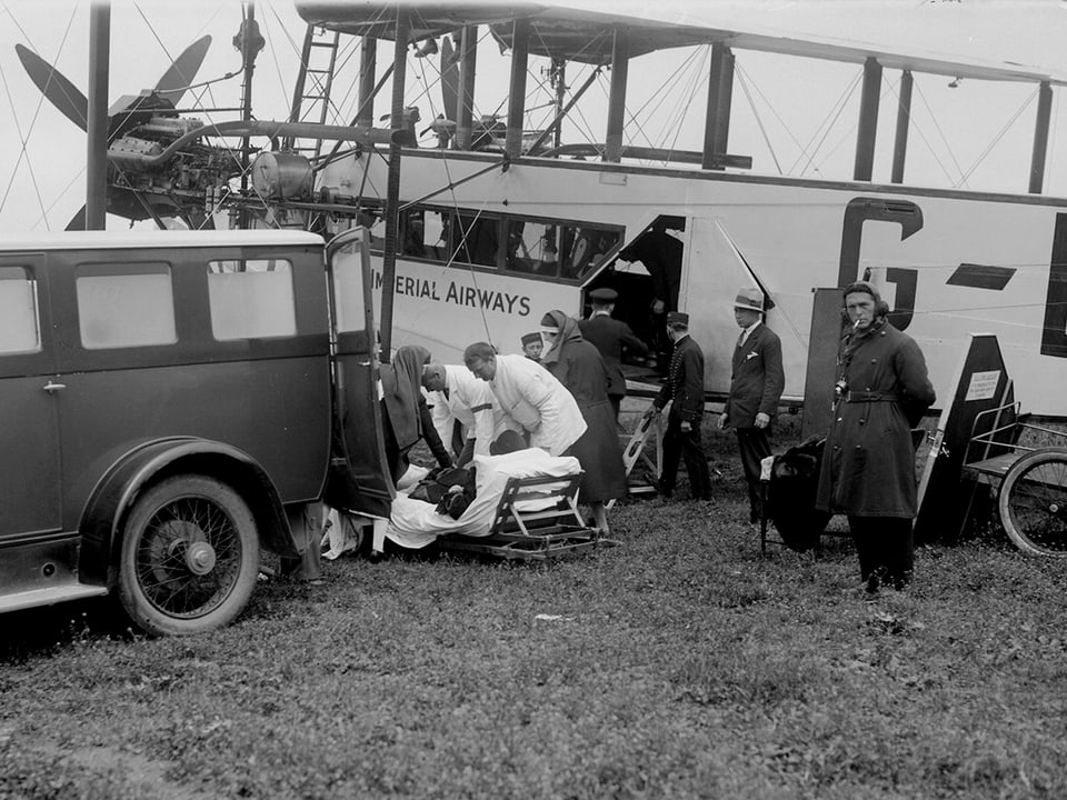 Krankentransport mit Flugzeug, 1929