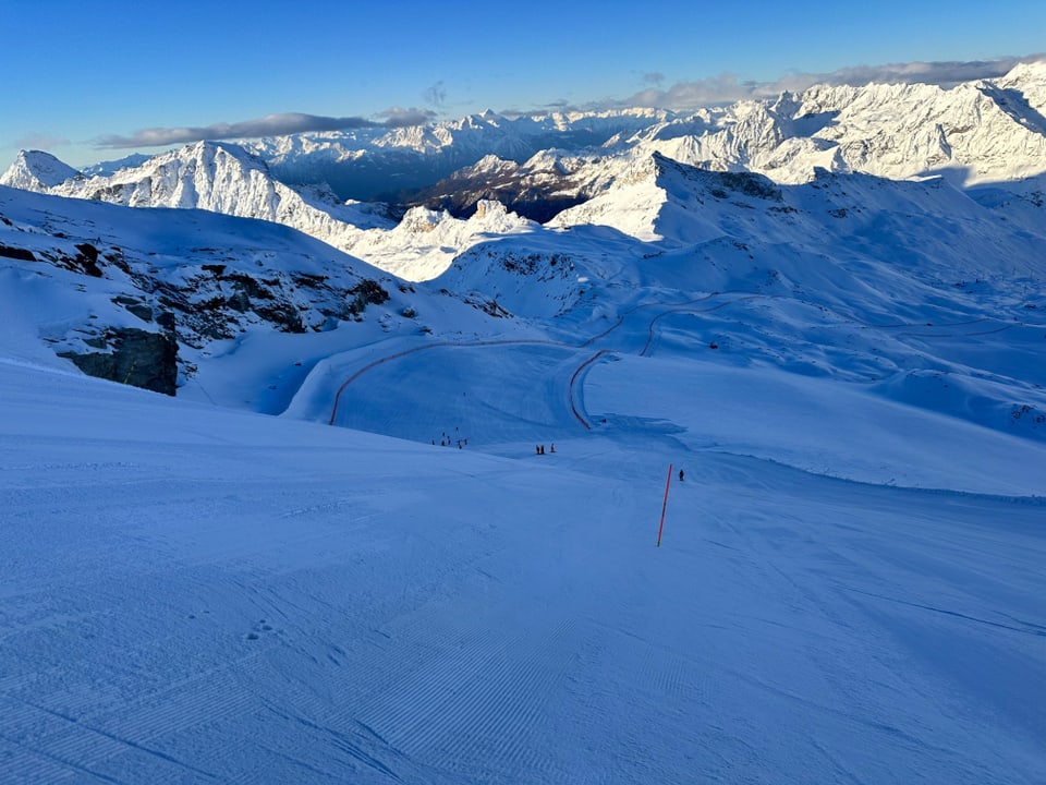 Pistenbild der Weltcup-Abfahrt in Zermatt/Cervinia