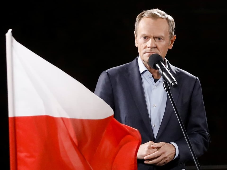 Oppositionsführer Donald Tusk bei seiner Rede in Warschau.