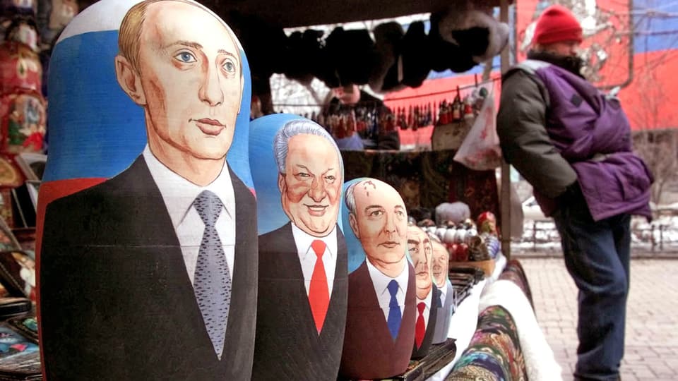 Wladimir Putin, Boris Jelzin, Michail Gorbatschow, Leonid Breschnew und Nikita Chruschtschow. 