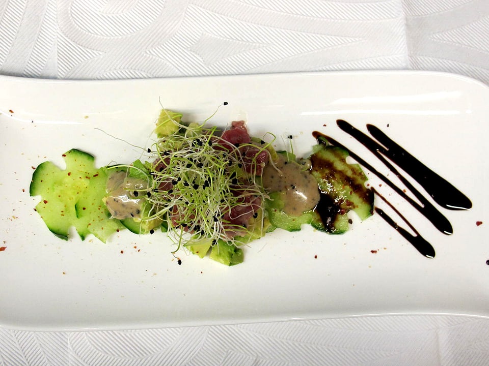 Tuna-Avocado Salat.