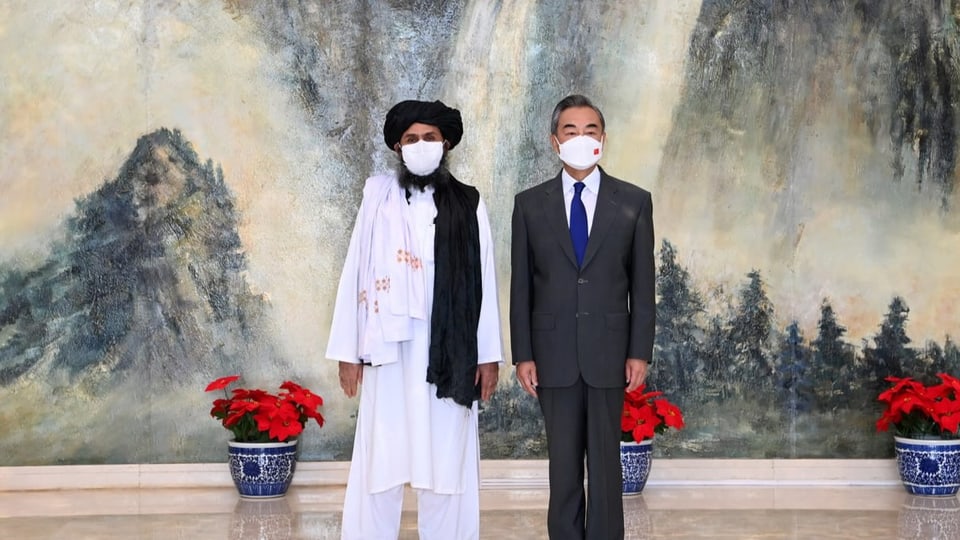 Barandar (l.) mit einem Vertreter einer chinesischen Delegation Barandar (l.) mit einem Vertreter einer chinesischen Delegation