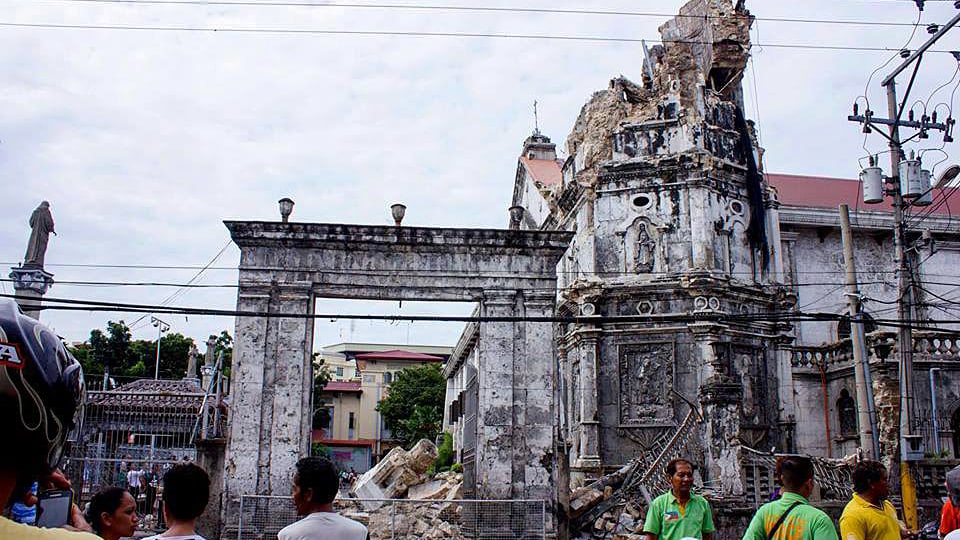 Eingestürzte Kathedrale