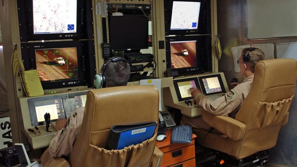 Angehende Drohnenpiloten bei der Ausbildung in einem Militärstützpunkt im Bundesstaat New Mexico.