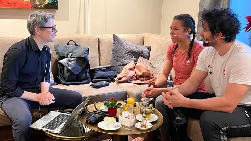 Hasler & Vogt im Gespräch Melanie Hasler und Michael Vogt im Gespräch mit Reto Held von SRF Sport